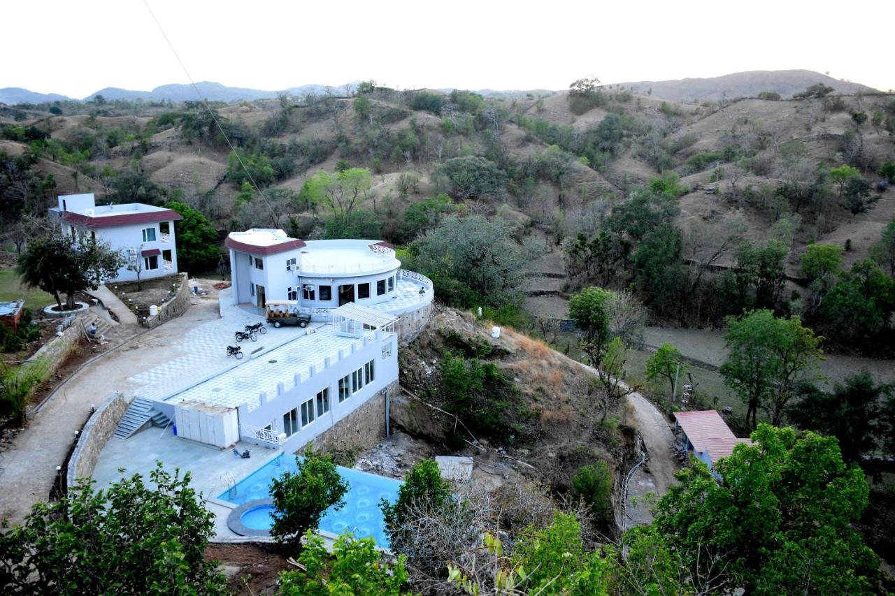 The Sky Imperial Pavoreal Jungle Resort Kumbhalgarh Εξωτερικό φωτογραφία