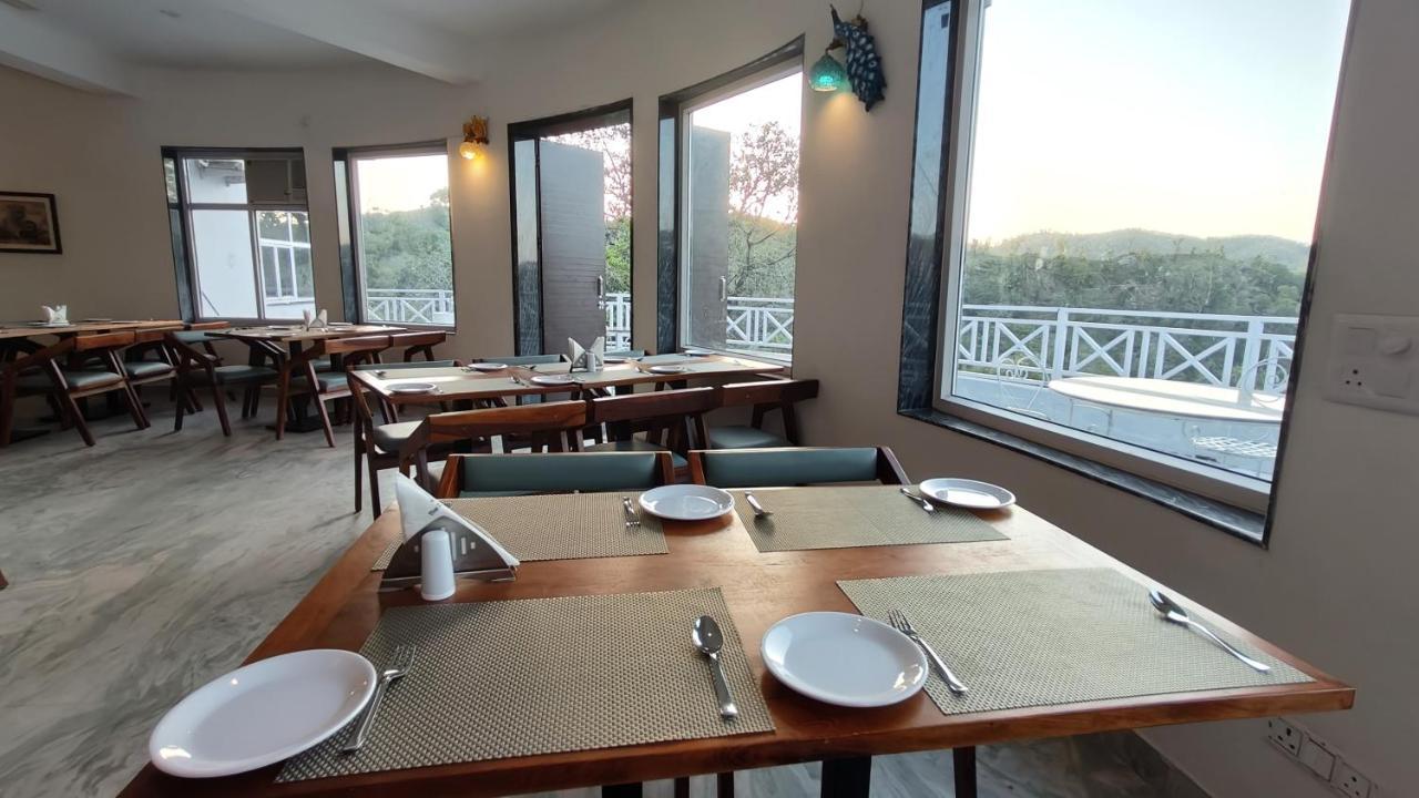 The Sky Imperial Pavoreal Jungle Resort Kumbhalgarh Εξωτερικό φωτογραφία