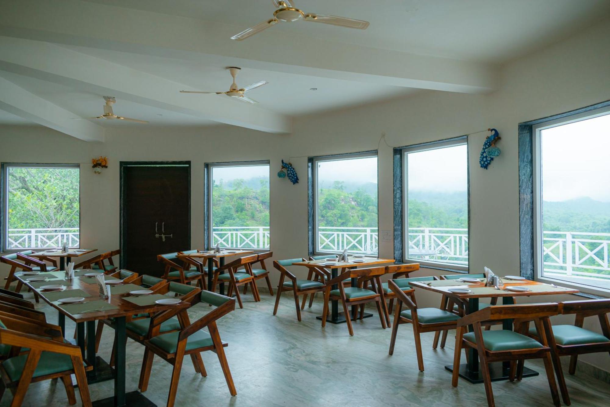The Sky Imperial Pavoreal Jungle Resort Kumbhalgarh Εξωτερικό φωτογραφία