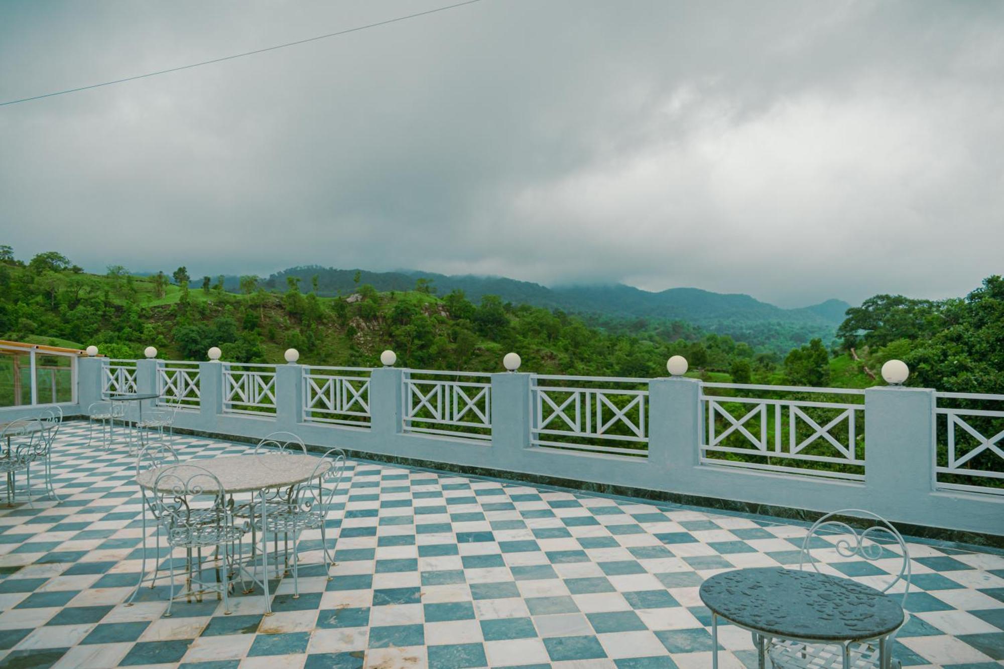The Sky Imperial Pavoreal Jungle Resort Kumbhalgarh Εξωτερικό φωτογραφία